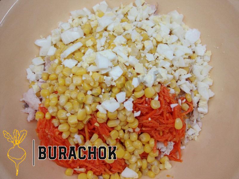 Салат з корейською морквою та крабовими паличками