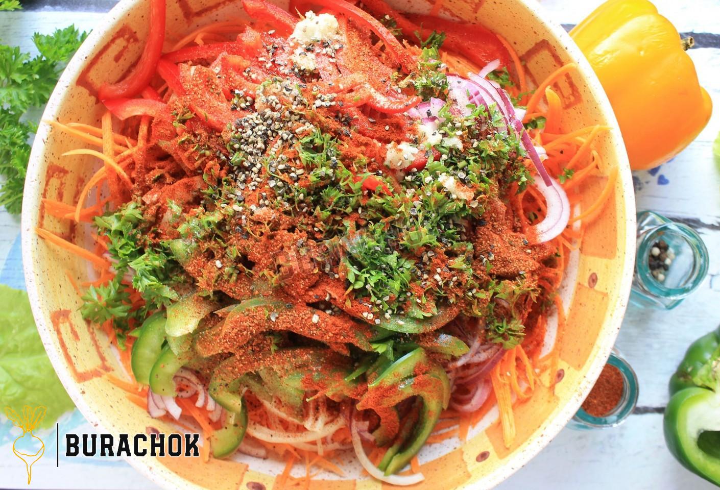 Хе з курки по-корейськи з морквою та цибулею