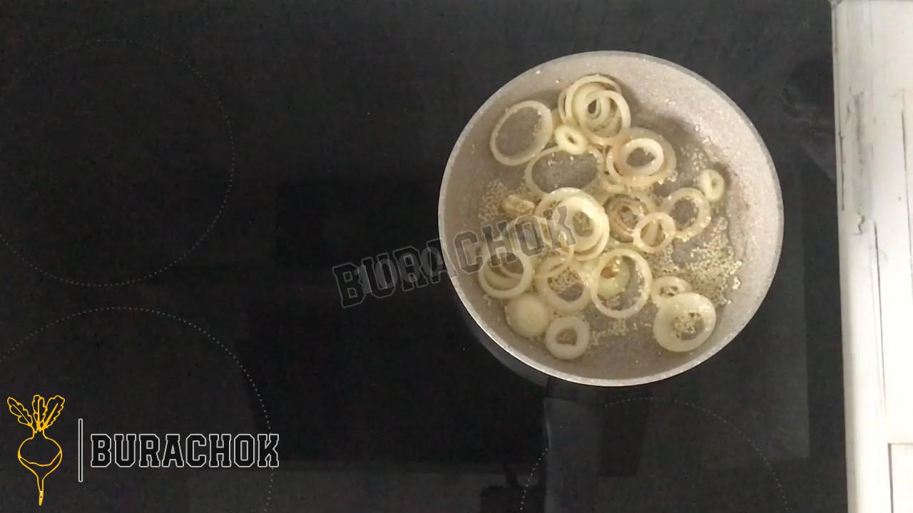 Кальмари по-корейськи з маринованою морквою