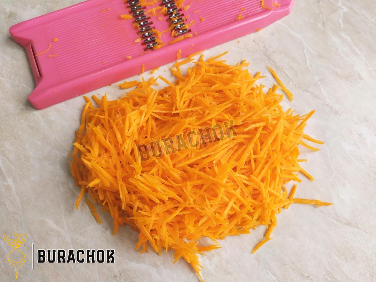Салат з редькою та морквою