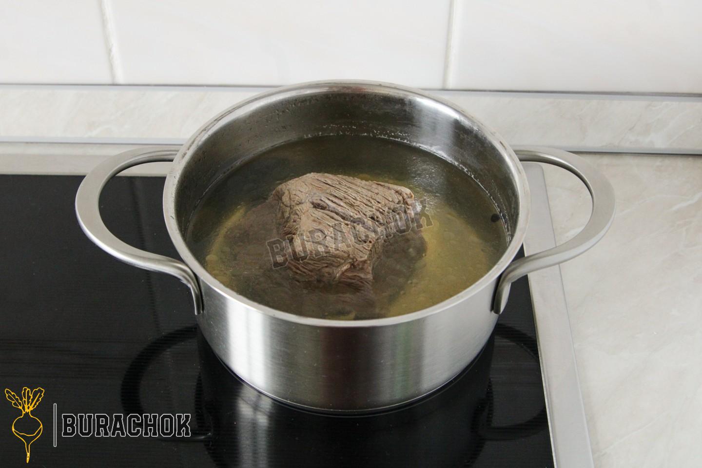 Салат з яловичиною та морквою