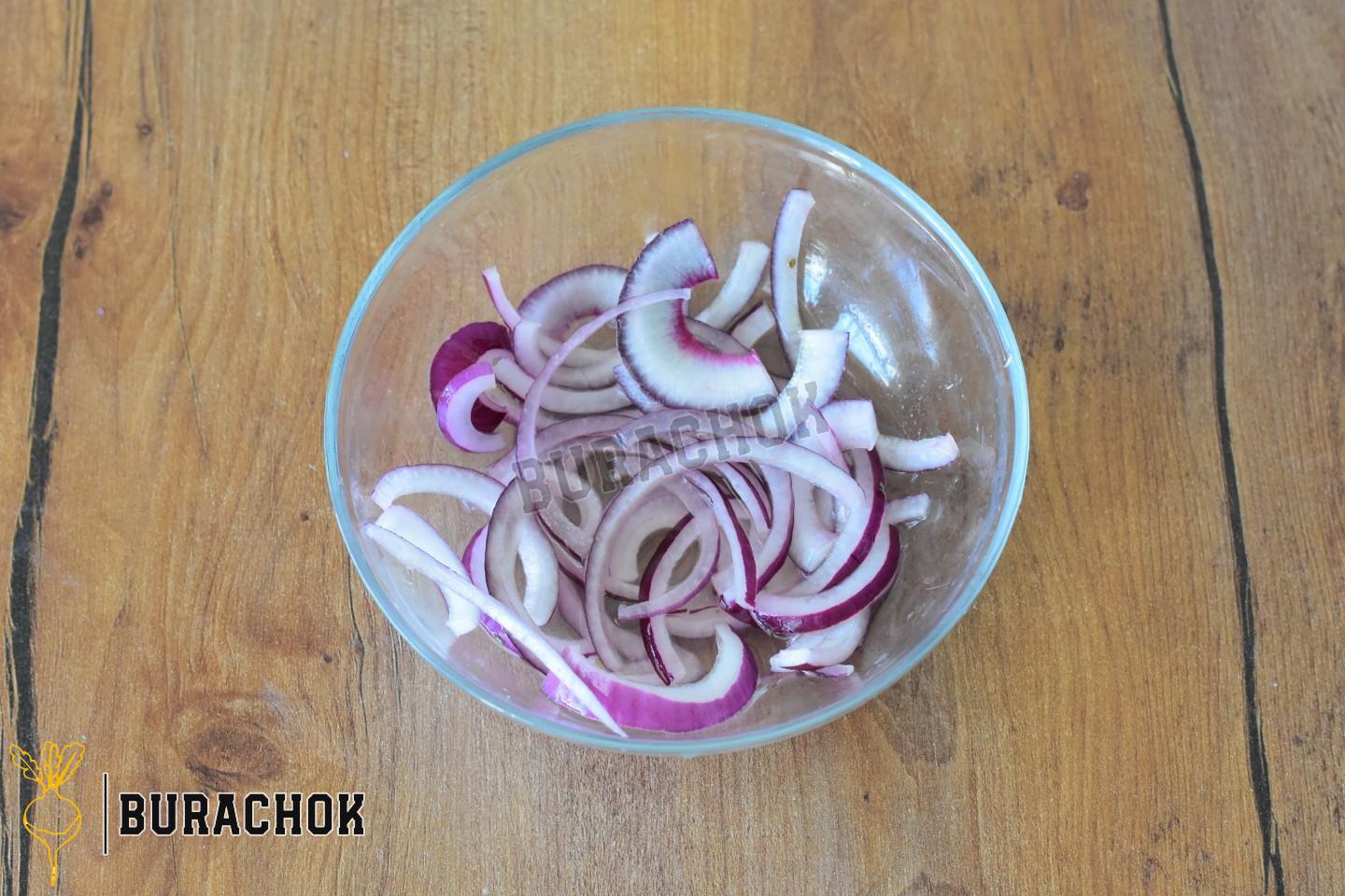 Салат з перловкою