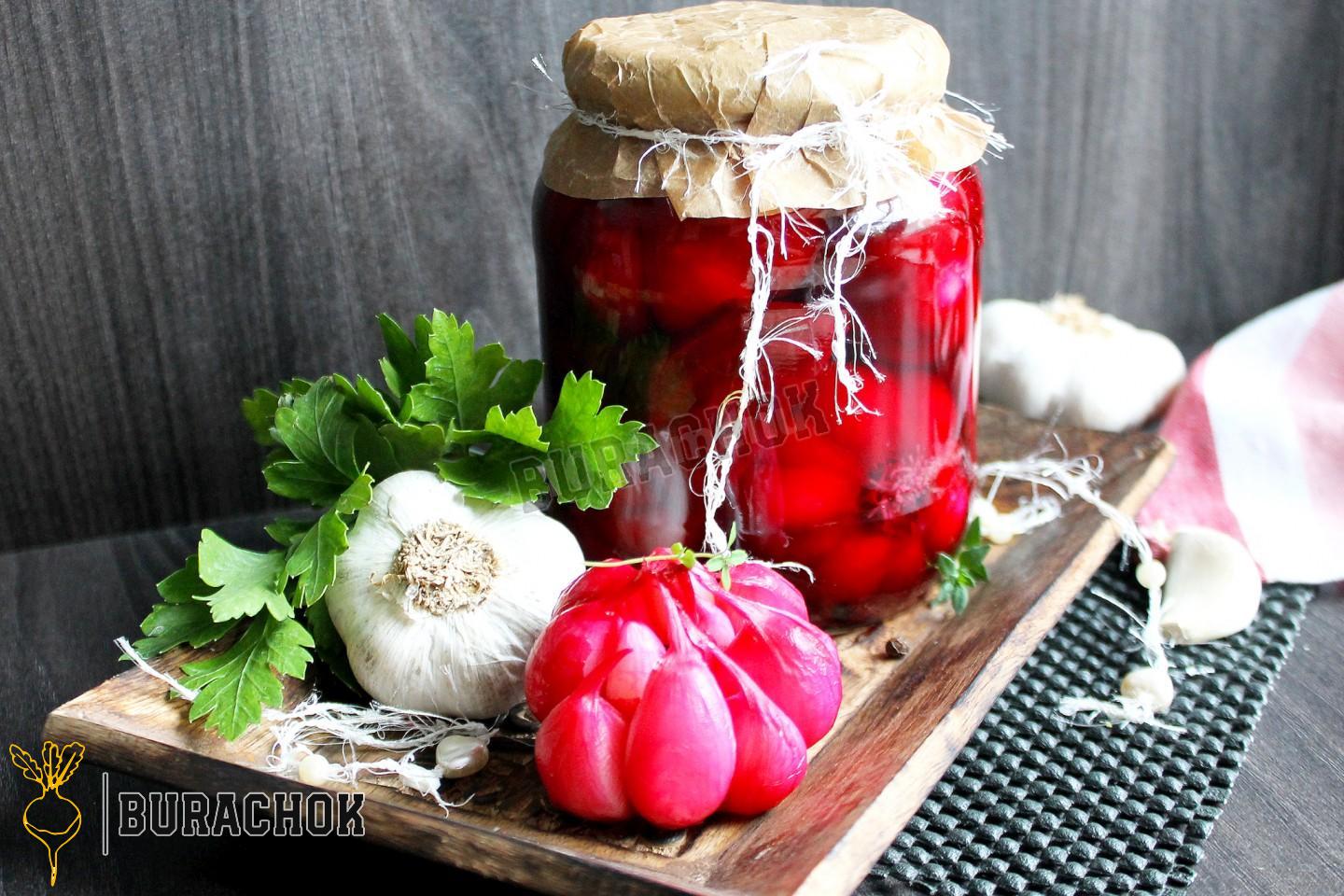 Маринований часник з буряком