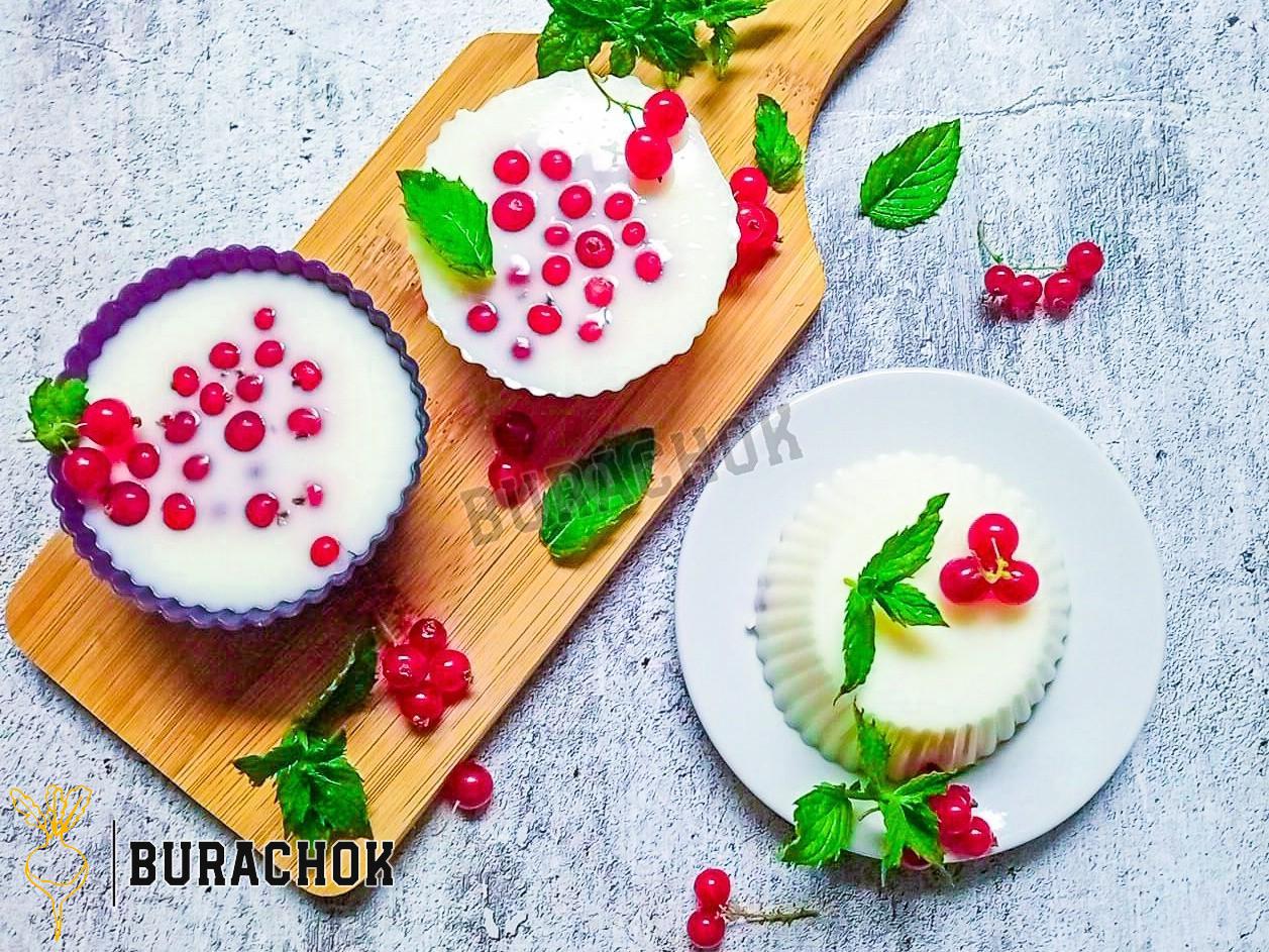 Желе з желатину та сметани