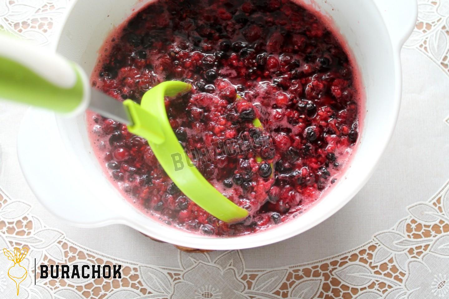 Ягідне желе з желатином з заморожених ягід