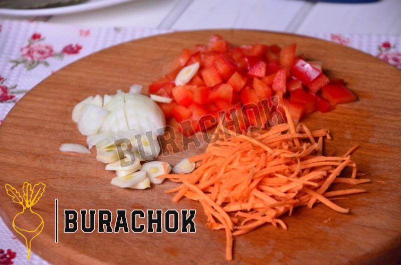 Мариновані шампіньйони з овочами