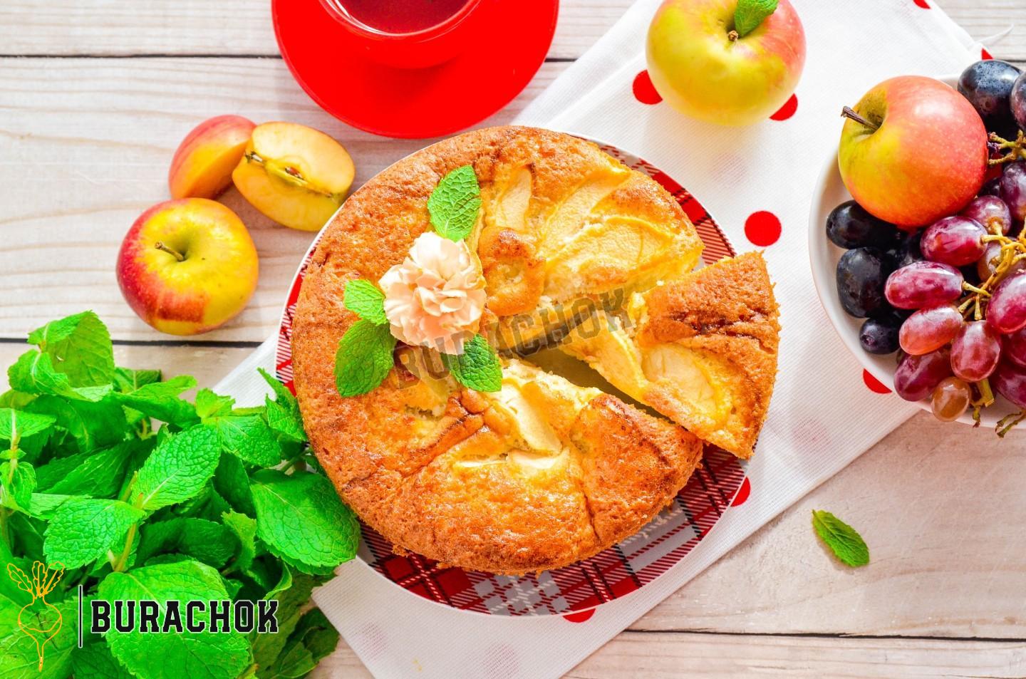 Класична шарлотка з розпушувачем