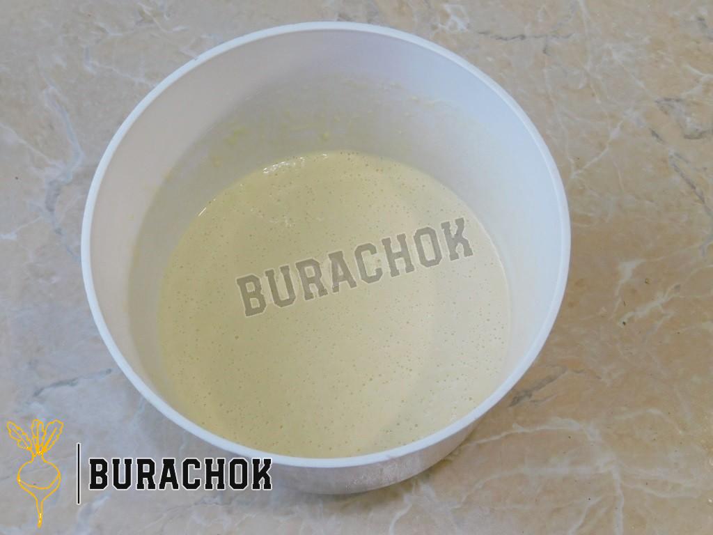 Тонкі млинці на соді